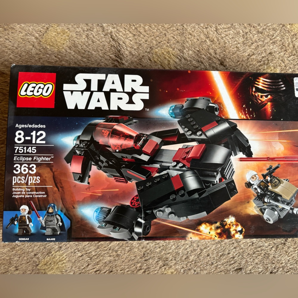 LEGO Star Wars Black and Red Fighter Set